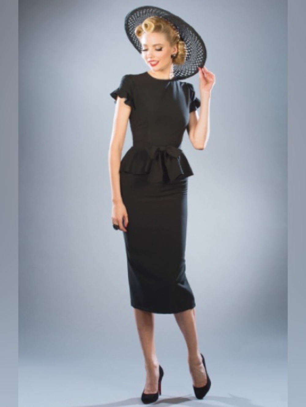 Stop Staring! Willow Fitted Dress, Black, Small, EUC